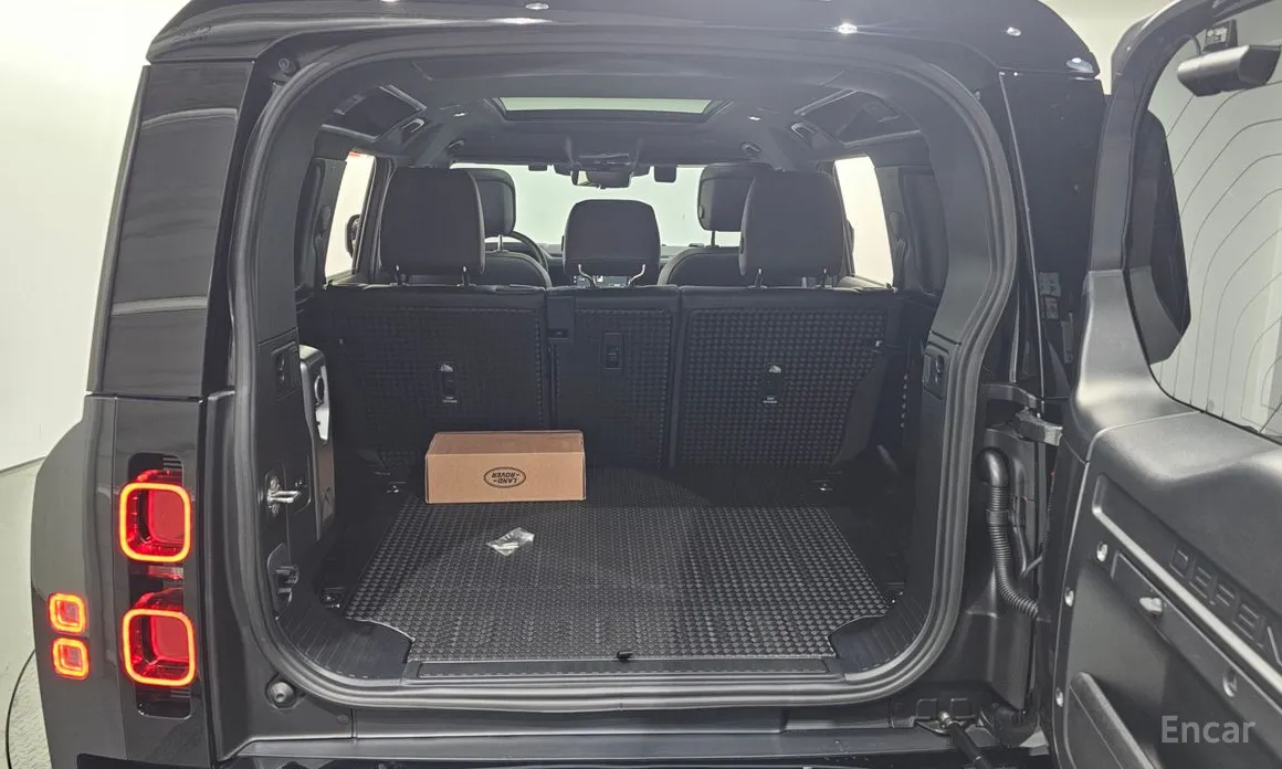 Фото 20 - Land Rover Defender