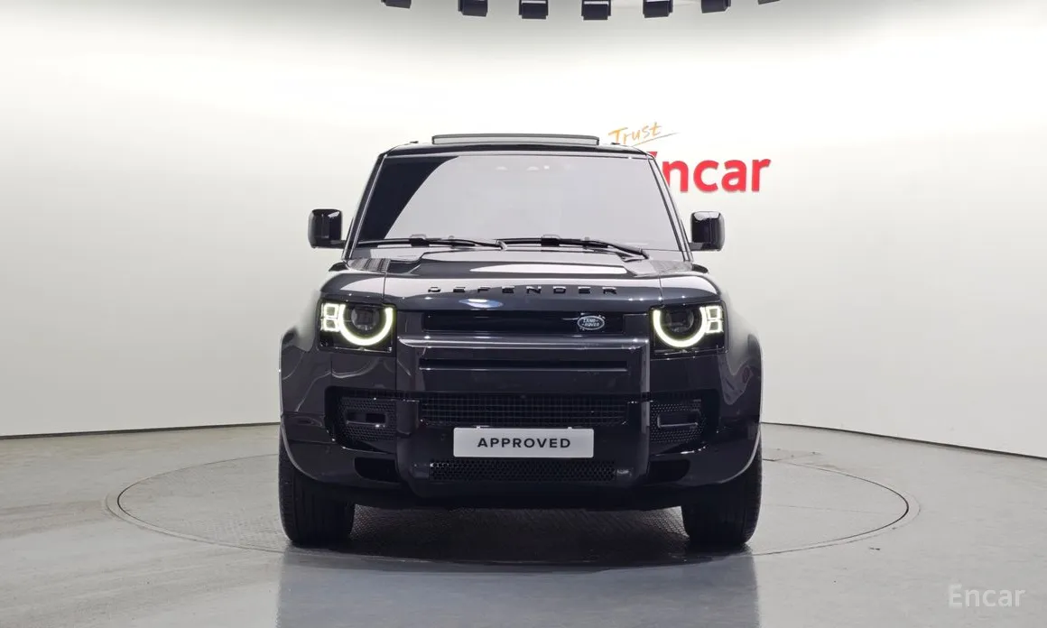 Фото 8 - Land Rover Defender