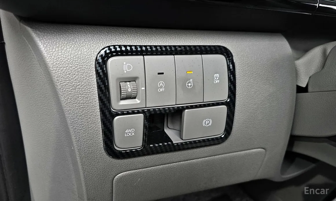 Photo 17 - Hyundai Staria