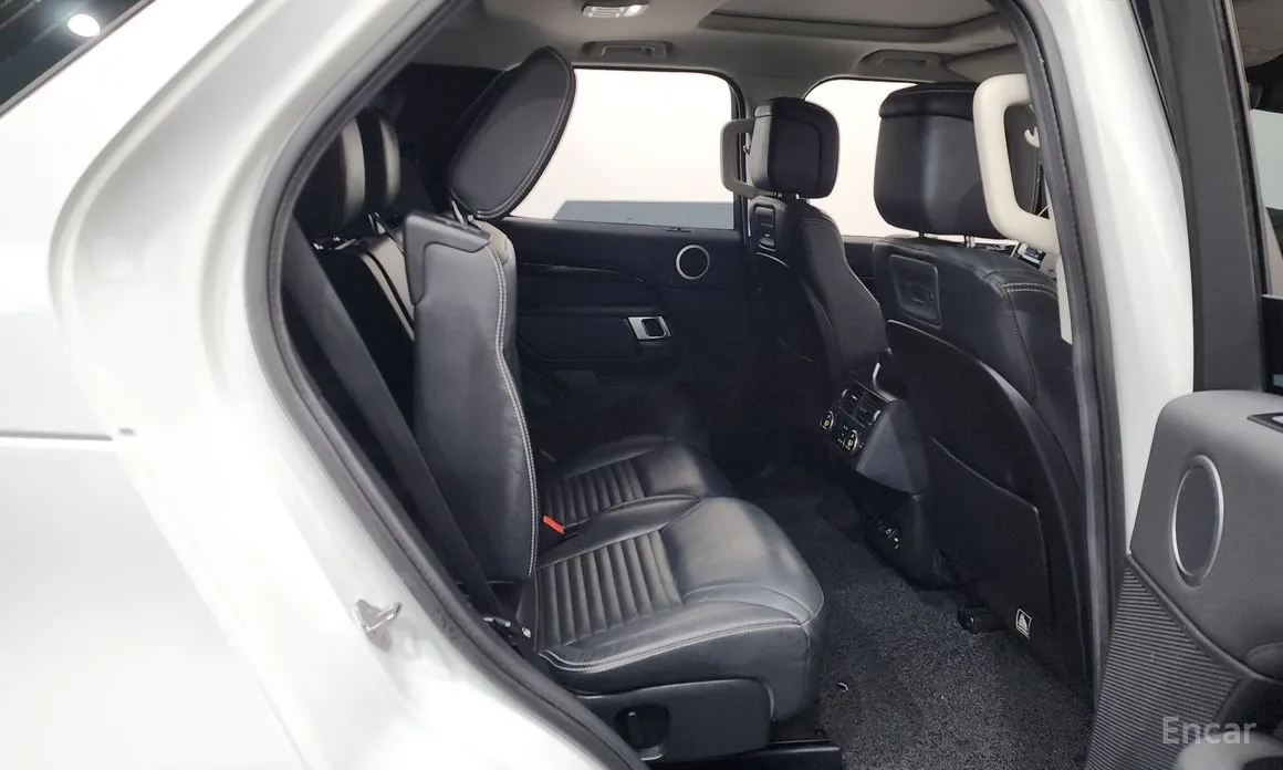 Фото 12 - Land Rover Discovery