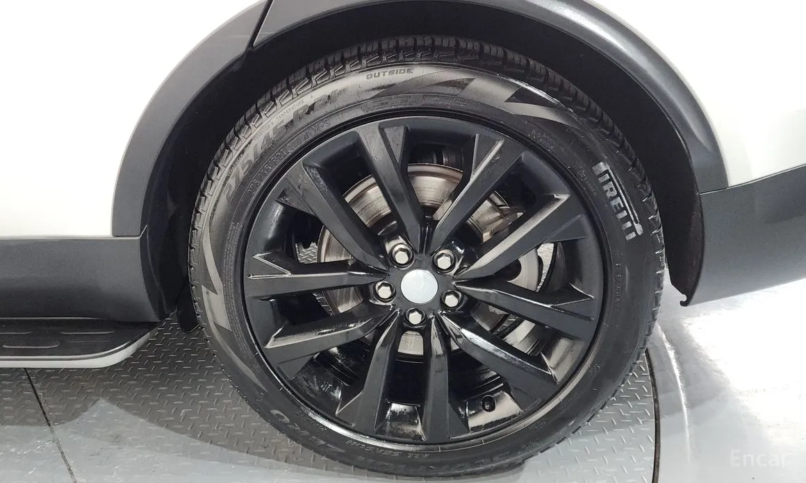 Фото 5 - Land Rover Discovery