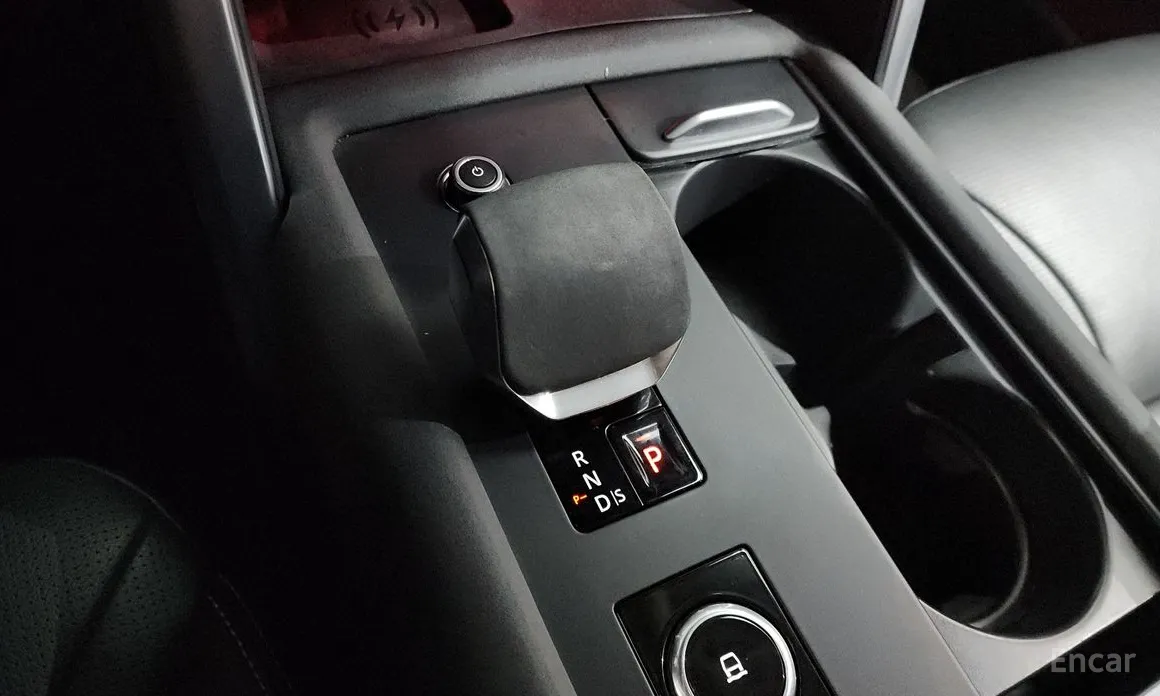 Фото 9 - Land Rover Discovery