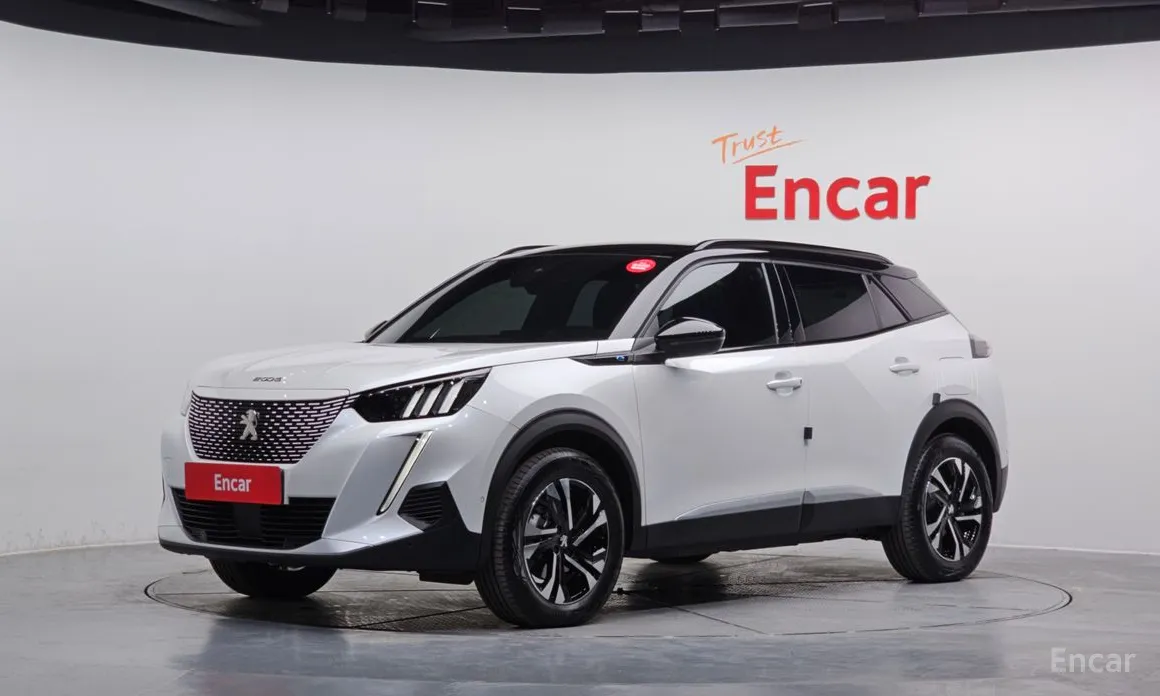 Фото 1 - Peugeot 2008