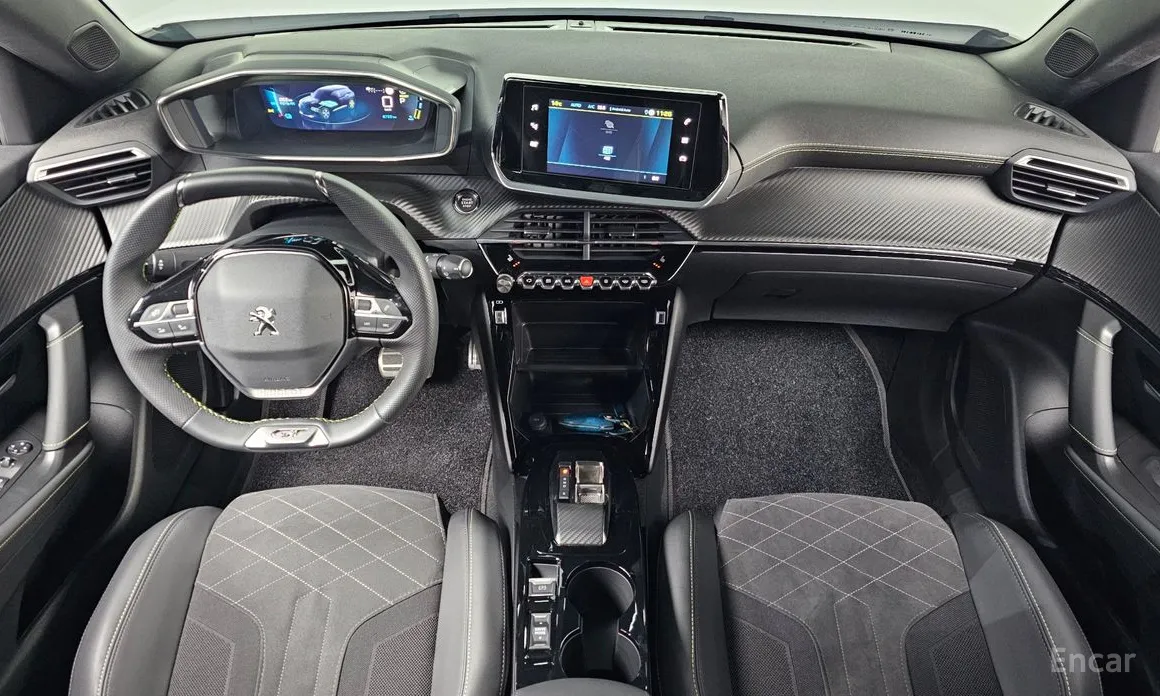 Фото 7 - Peugeot 2008