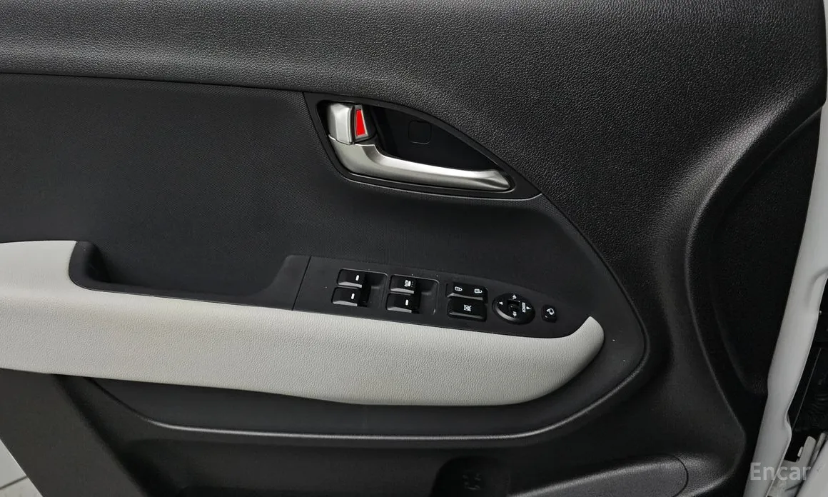 Фото 17 - Kia Ray