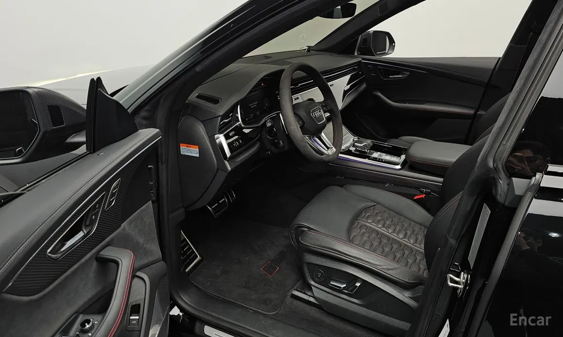 Фото 11 - Audi RS Q8