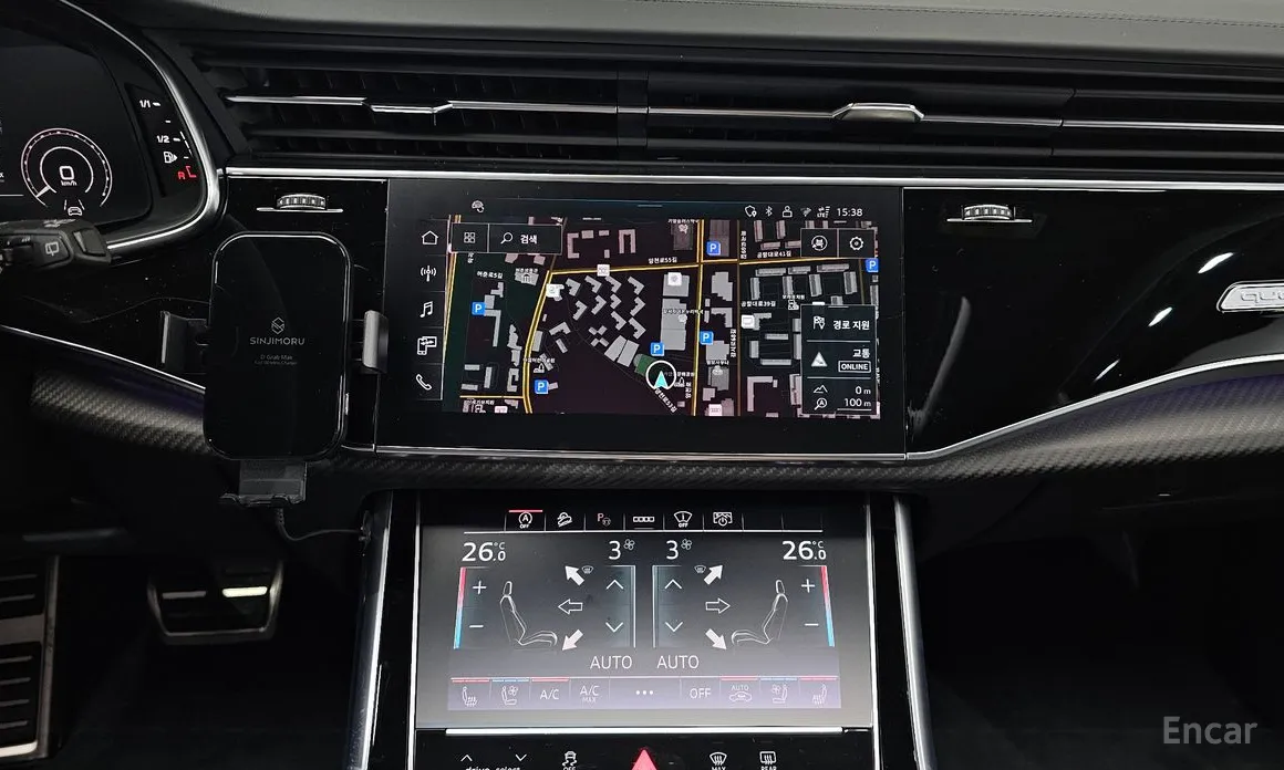 Фото 14 - Audi RS Q8