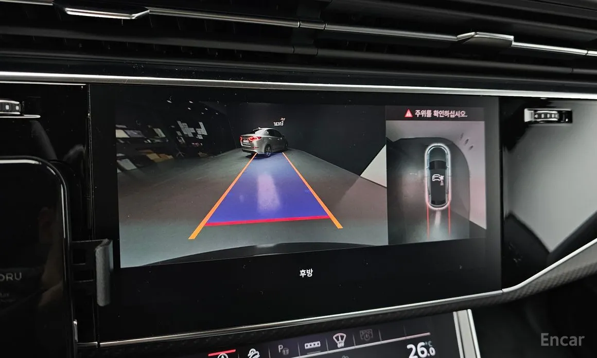 Фото 15 - Audi RS Q8