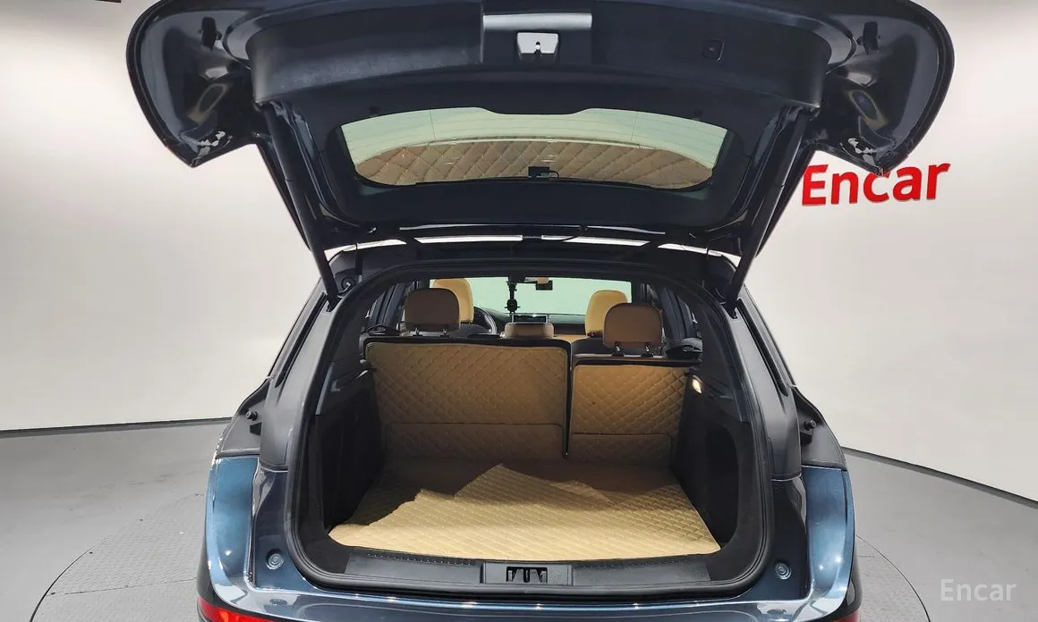 Фото 20 - Lincoln Corsair