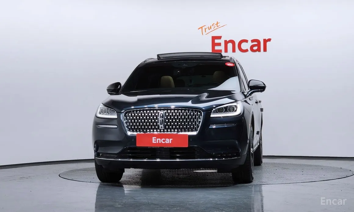 Фото 3 - Lincoln Corsair