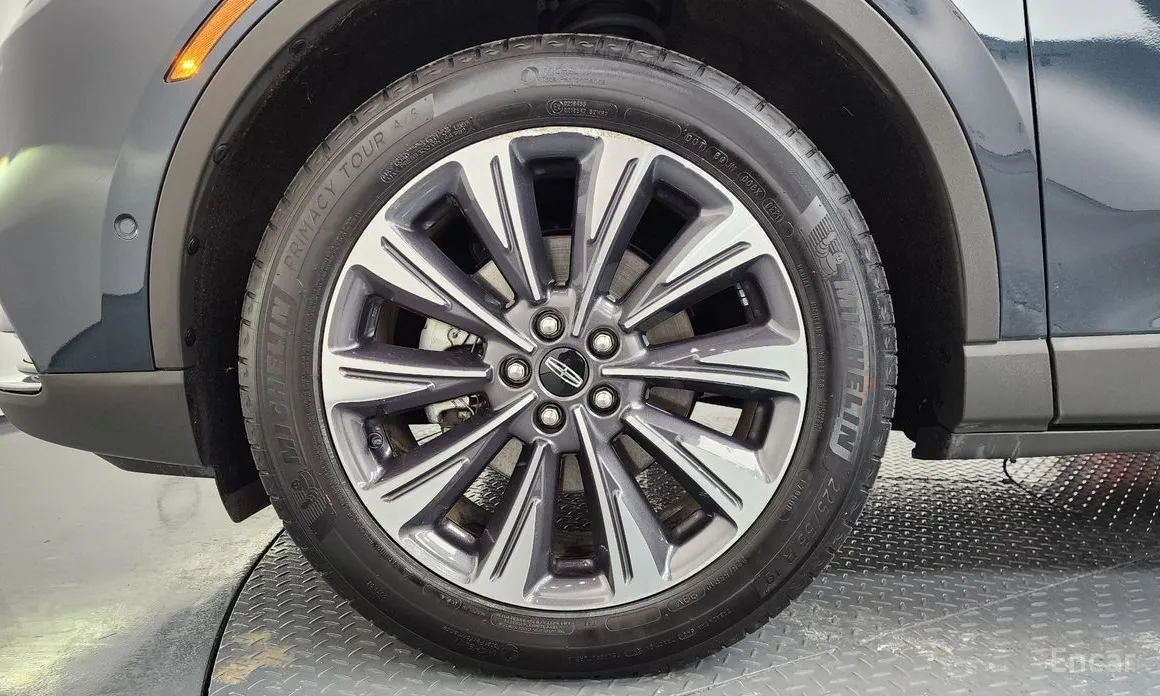 Фото 5 - Lincoln Corsair