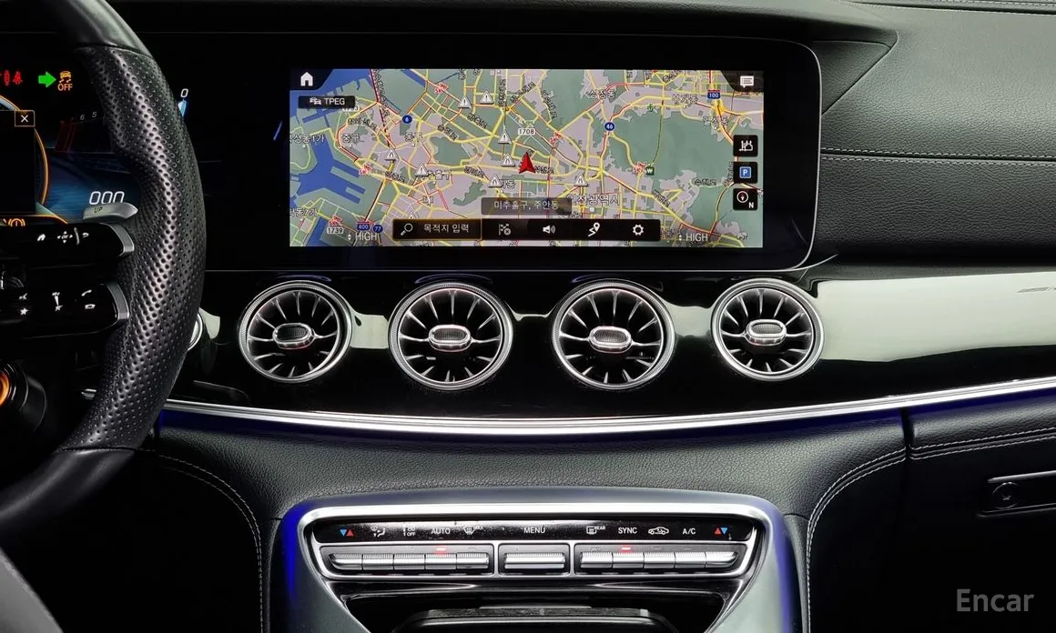 Фото 14 - Mercedes-Benz AMG GT