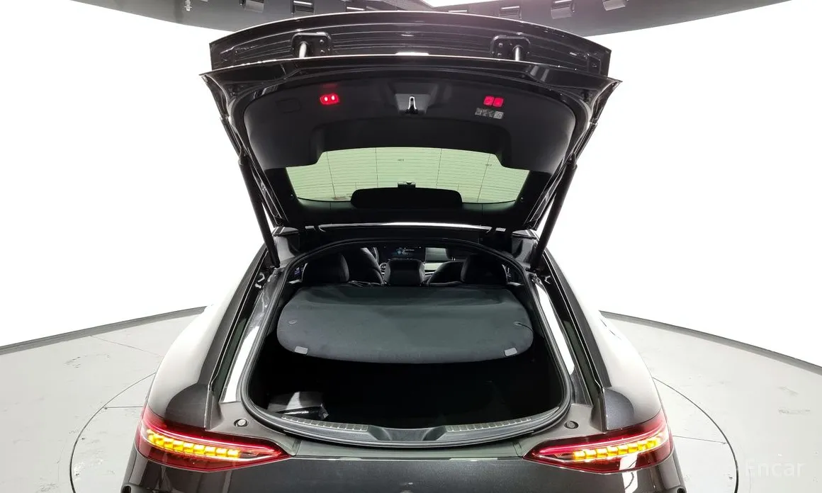 Фото 20 - Mercedes-Benz AMG GT