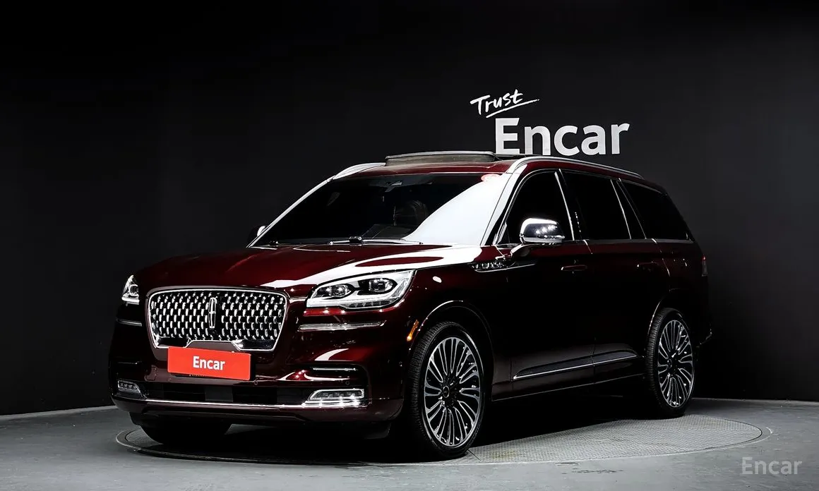 Фото 1 - Lincoln Aviator