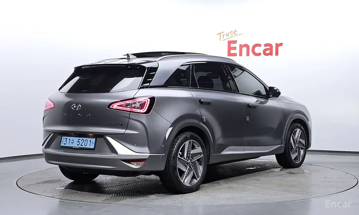 Фото 2 - Hyundai Nexo