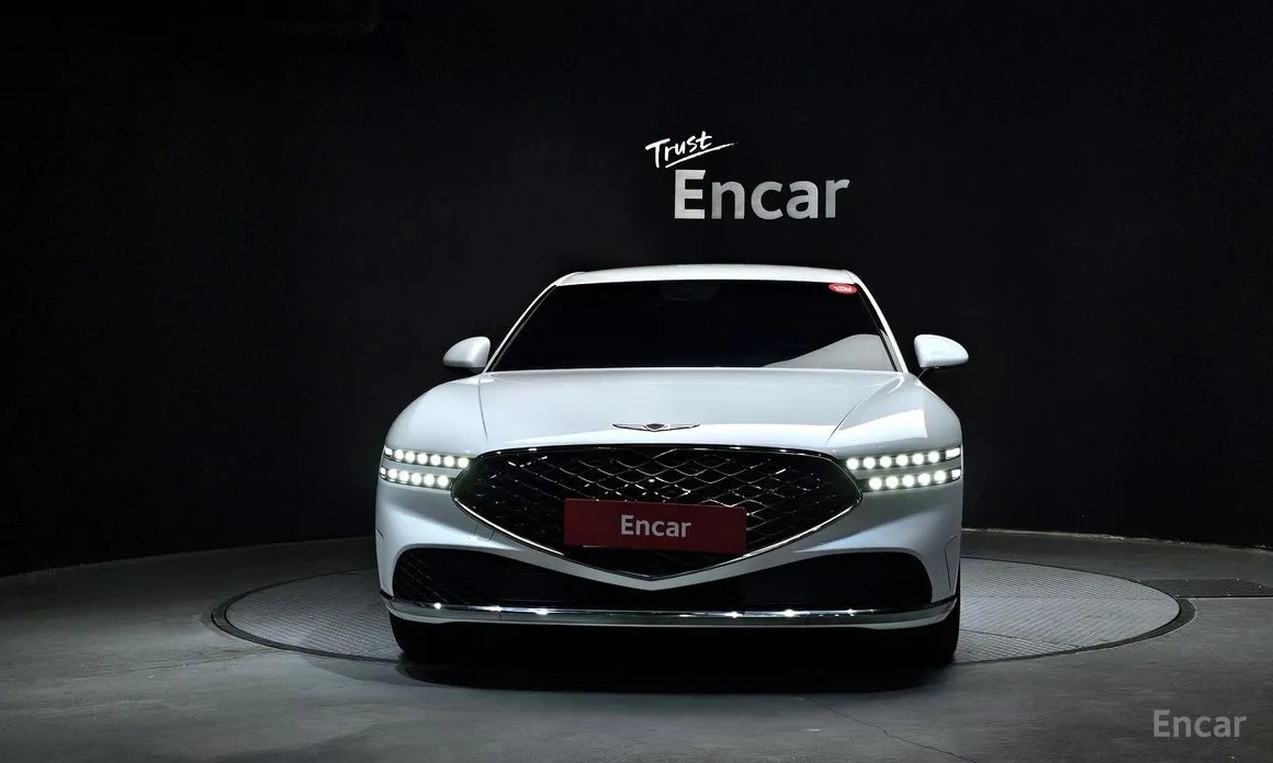 Фото 3 - Genesis G90