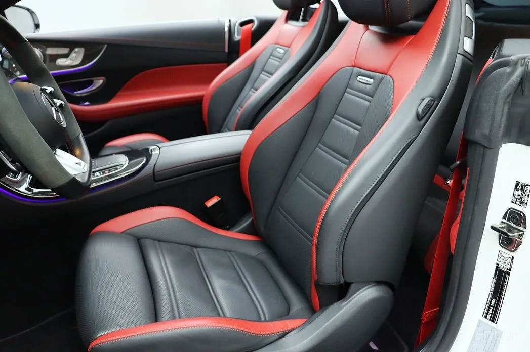 Фото 15 - Mercedes-Benz E-Class