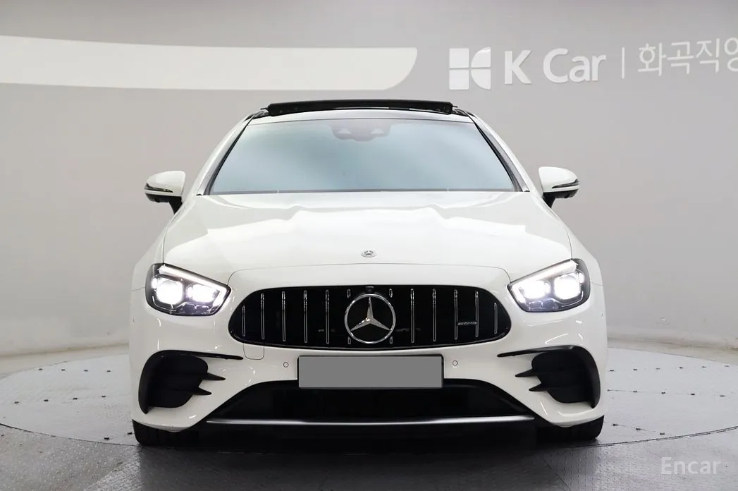 Фото 3 - Mercedes-Benz E-Class