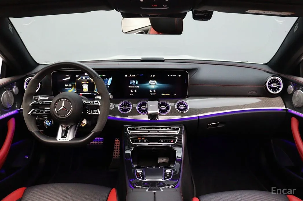 Фото 7 - Mercedes-Benz E-Class