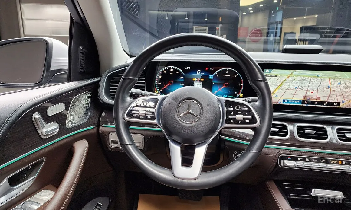 Фото 14 - Mercedes-Benz GLE-Class