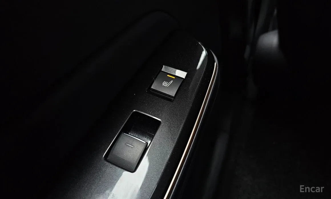 Фото 18 - Toyota Crown