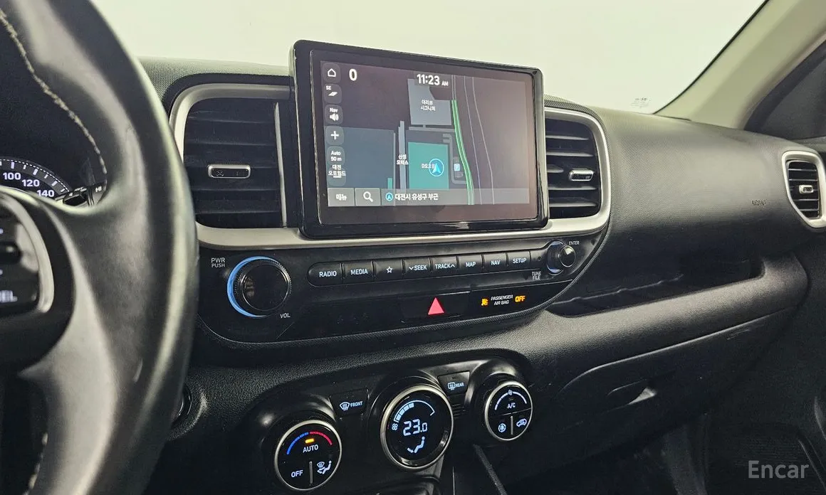 Фото 17 - Hyundai Venue