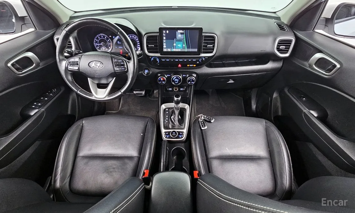 Фото 7 - Hyundai Venue