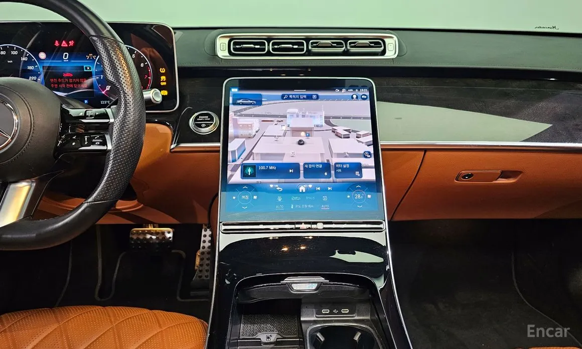 Фото 19 - Mercedes-Benz S-Class