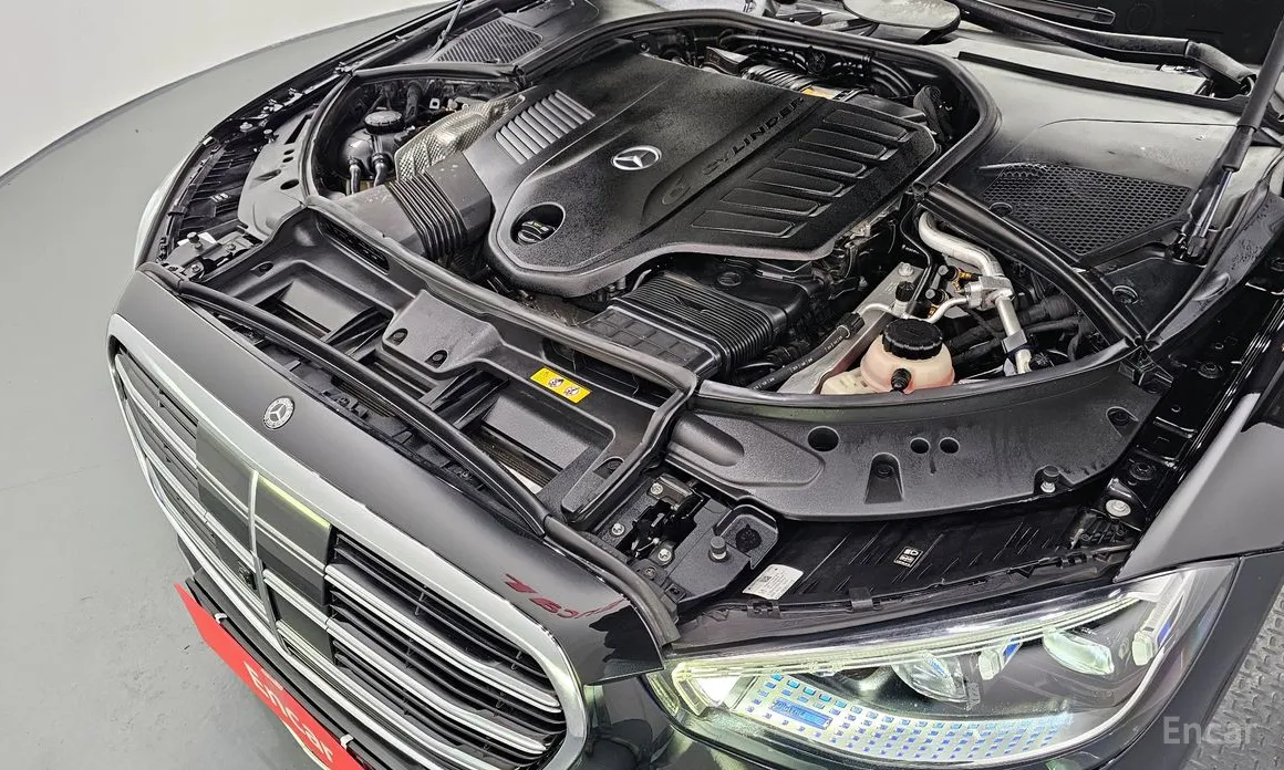 Фото 6 - Mercedes-Benz S-Class