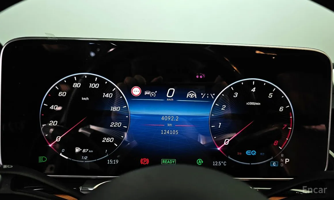 Фото 8 - Mercedes-Benz S-Class