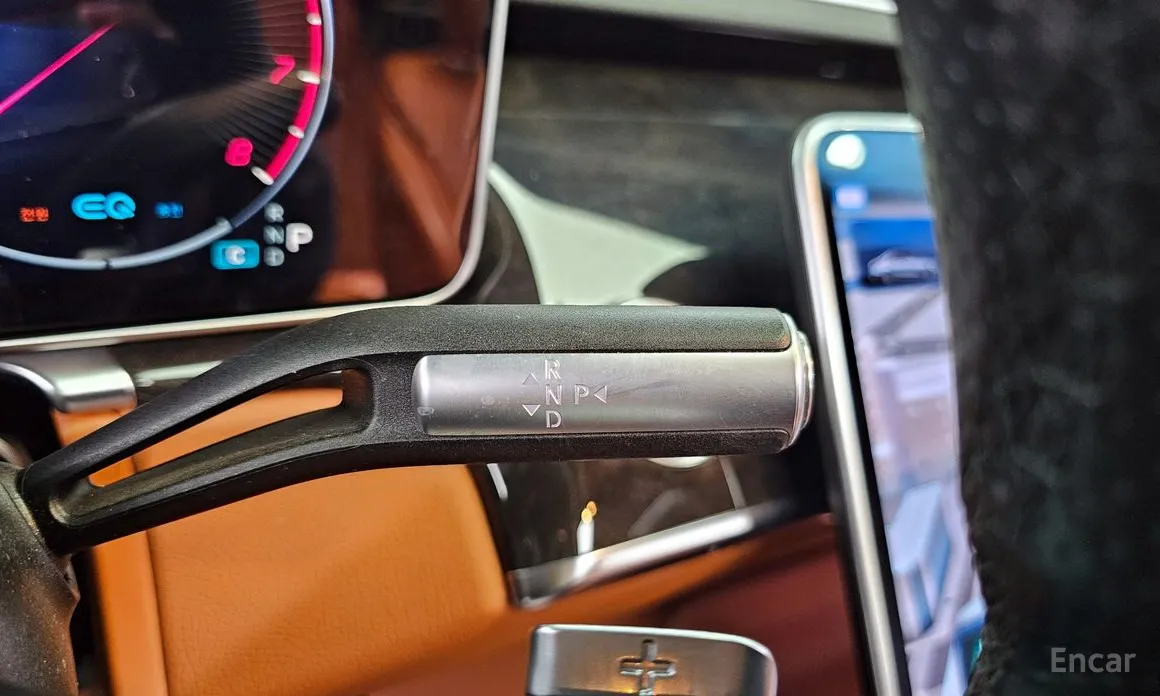 Фото 9 - Mercedes-Benz S-Class