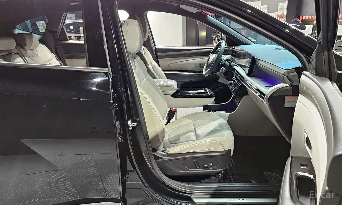 Фото 10 - Hyundai Tucson