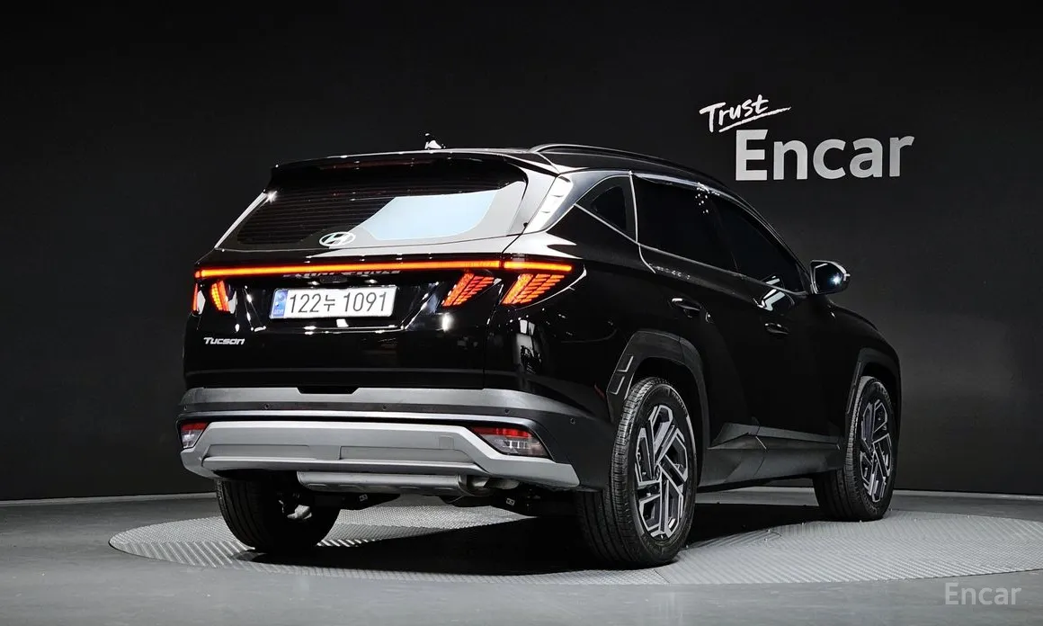 Фото 2 - Hyundai Tucson