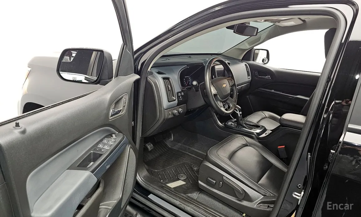 Фото 10 - Chevrolet Colorado