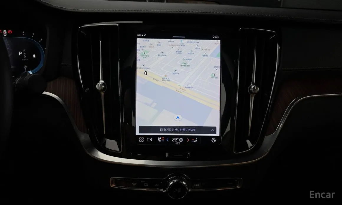 Фото 17 - Volvo S60