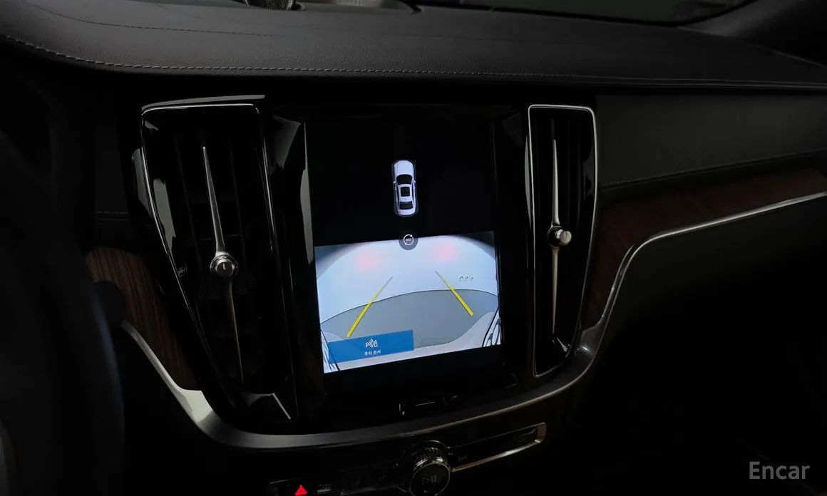 Фото 18 - Volvo S60