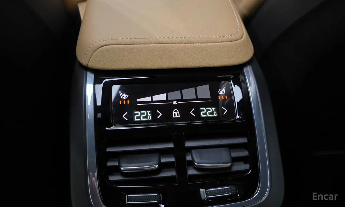 Фото 19 - Volvo S60