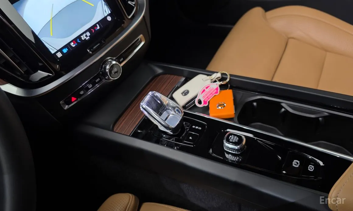 Фото 9 - Volvo S60