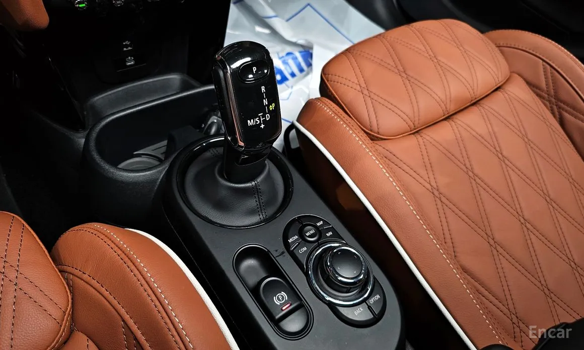 Фото 9 - Mini Cooper