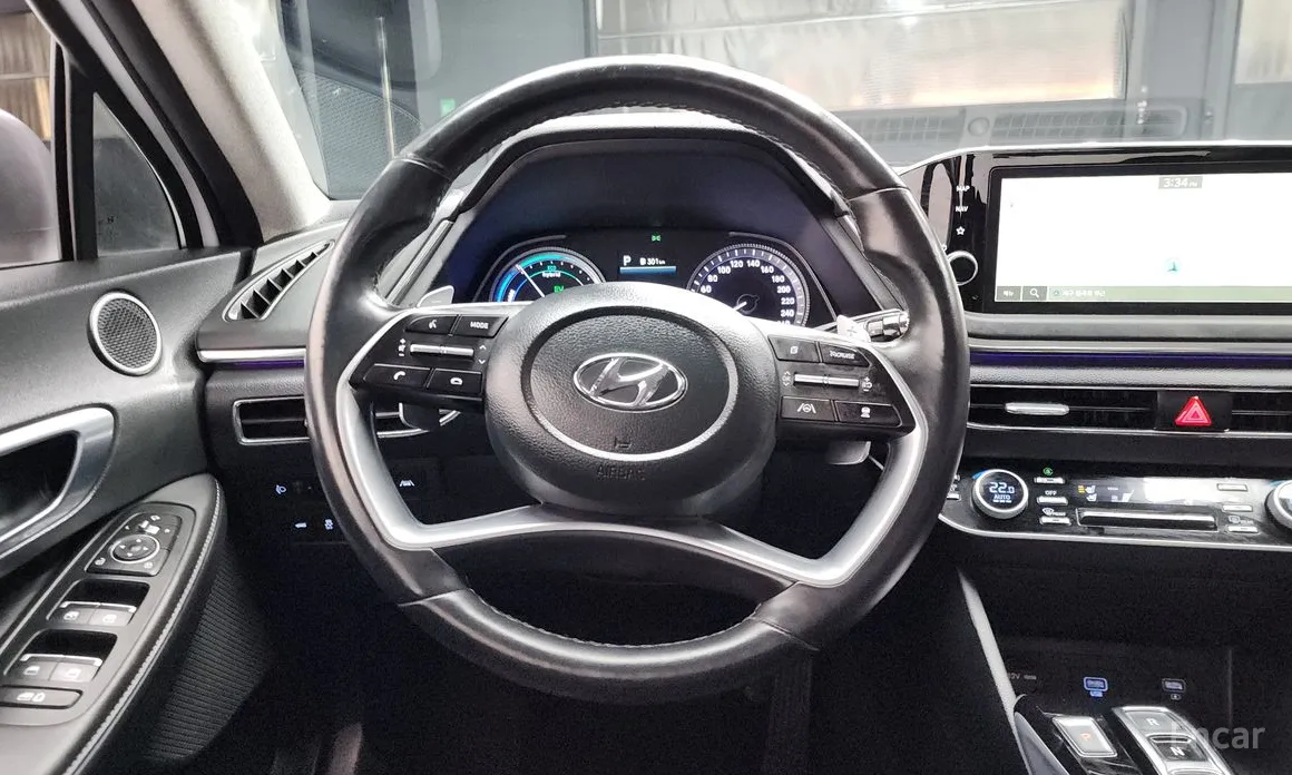 Фото 13 - Hyundai Sonata