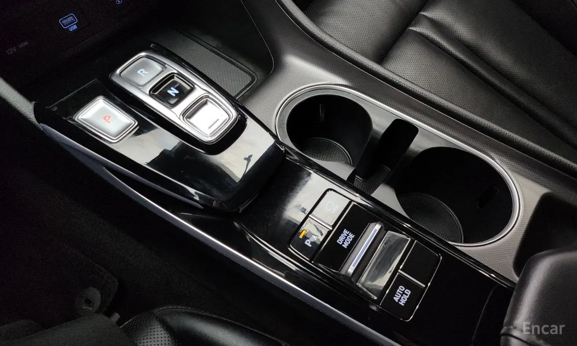 Фото 9 - Hyundai Sonata