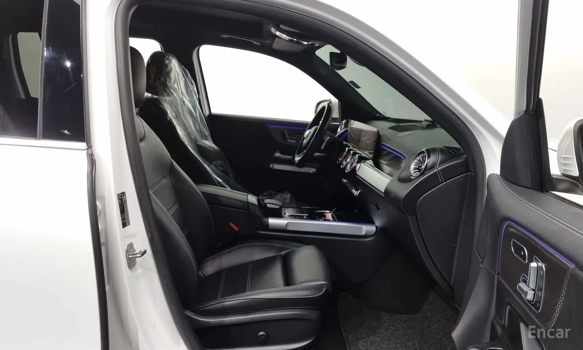 Фото 11 - Mercedes-Benz EQB