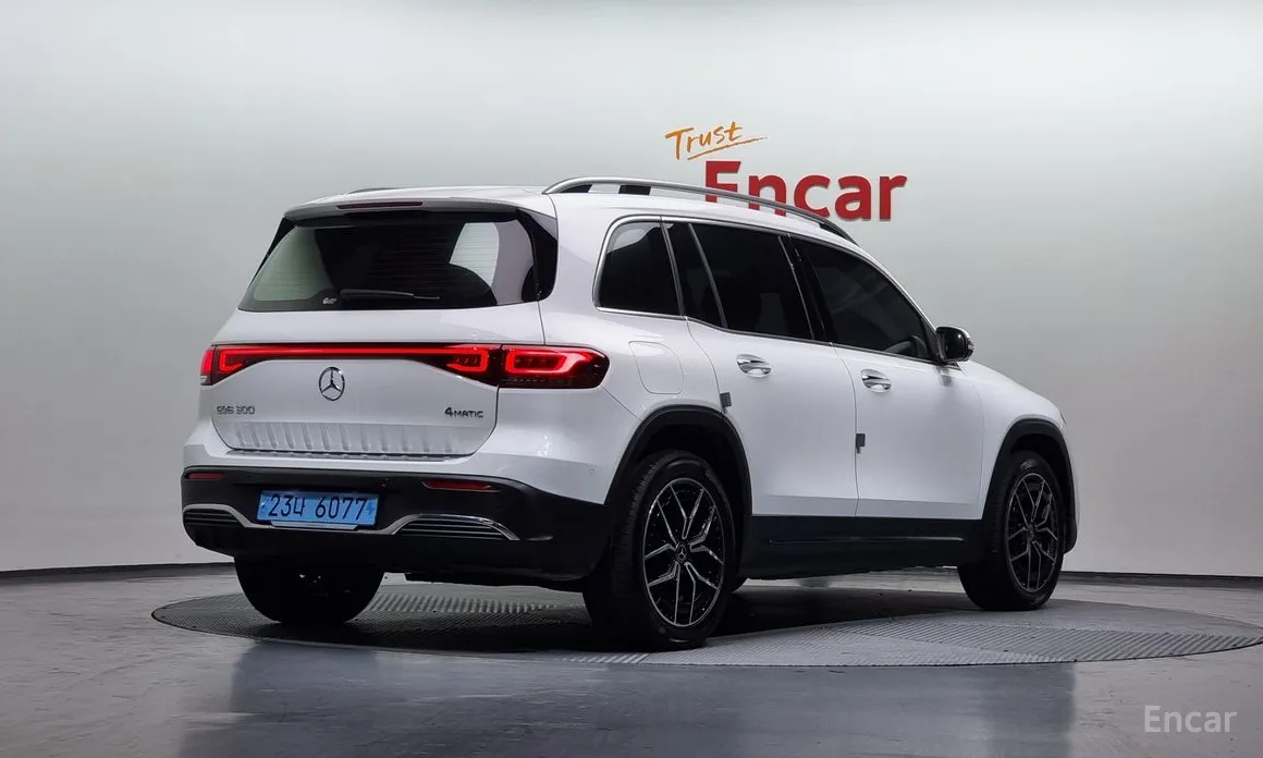 Фото 2 - Mercedes-Benz EQB