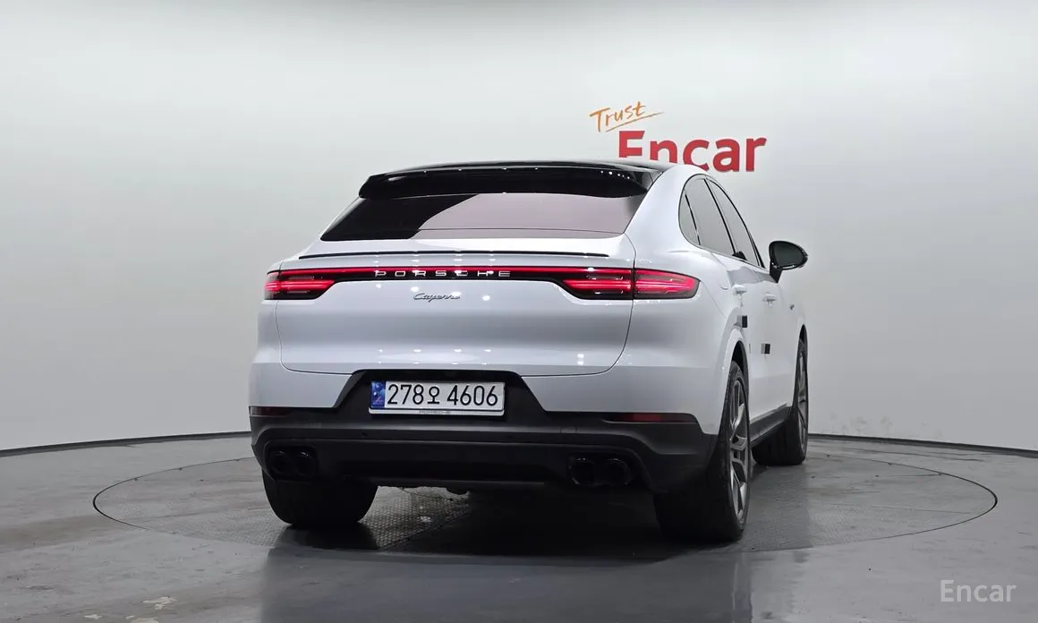 Фото 4 - Porsche Cayenne