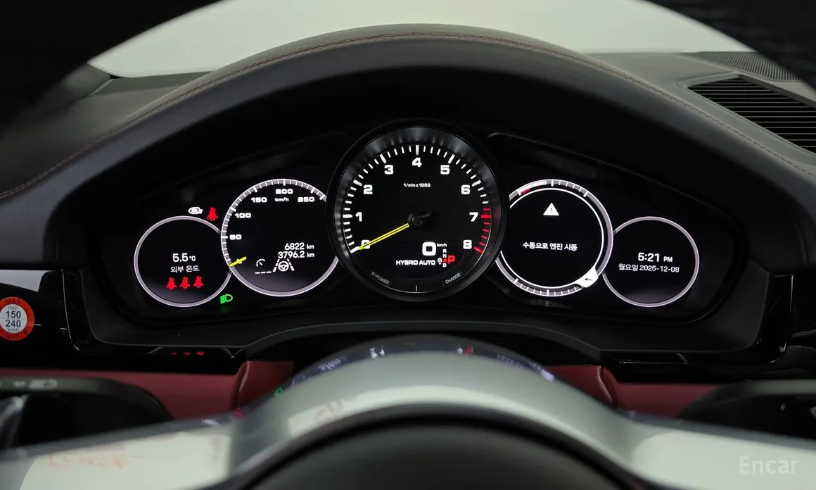 Фото 8 - Porsche Cayenne