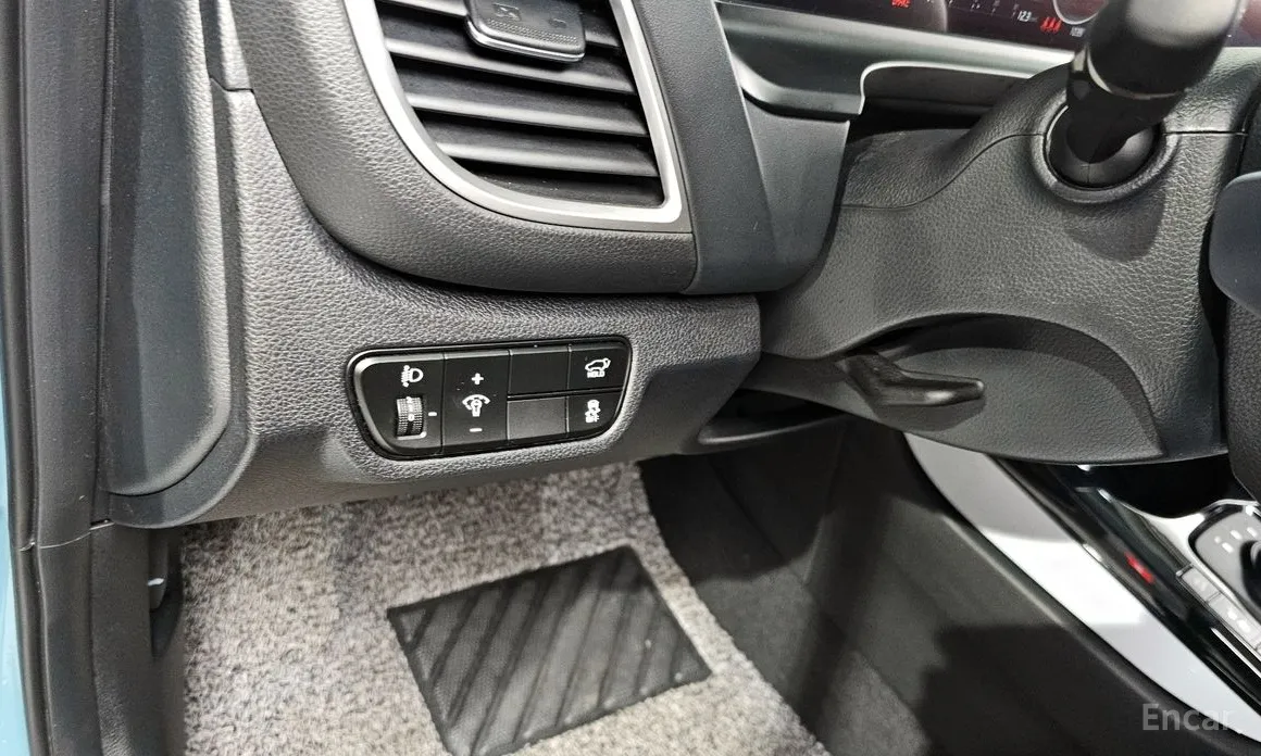 Фото 17 - Kia Seltos