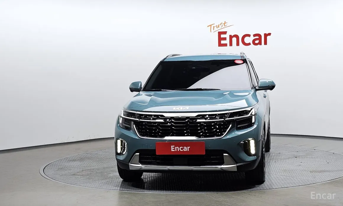 Фото 3 - Kia Seltos