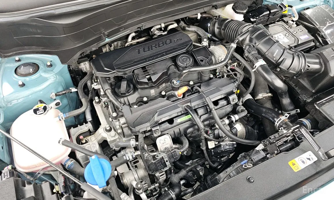 Фото 6 - Kia Seltos