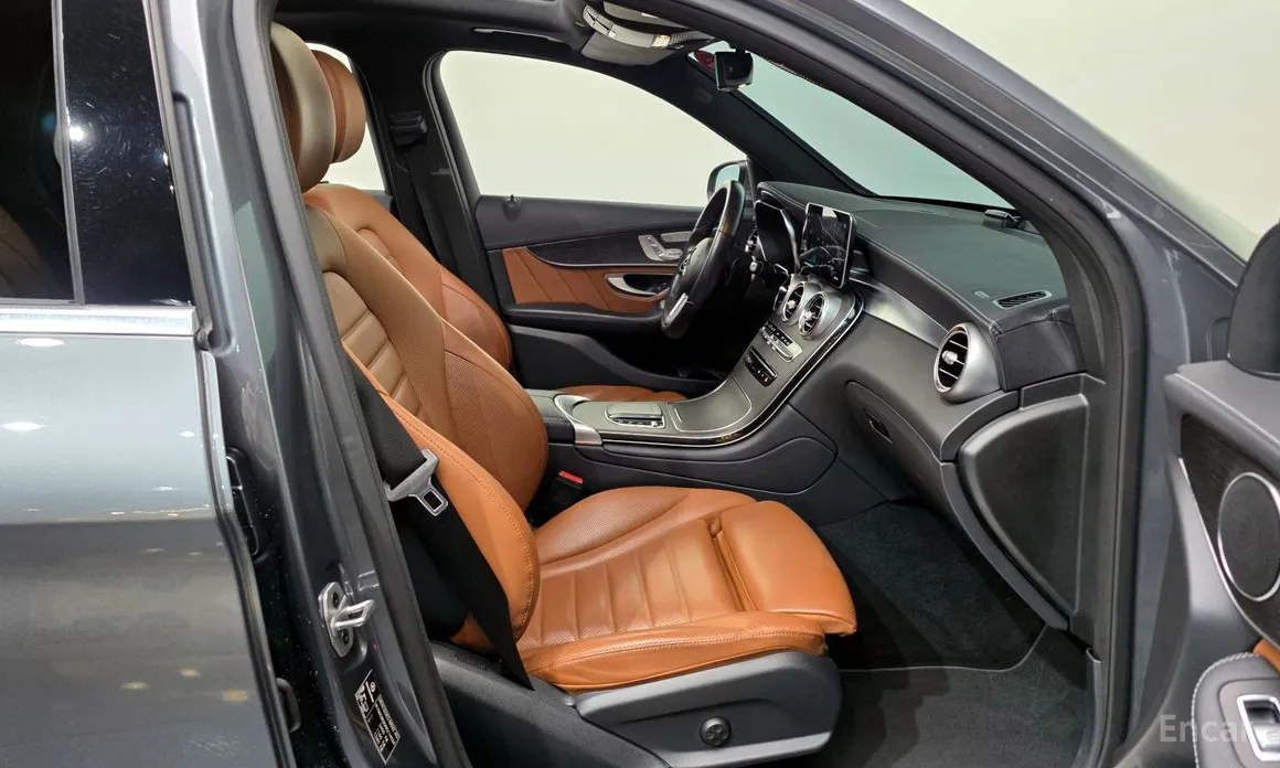 Фото 11 - Mercedes-Benz GLC-Class