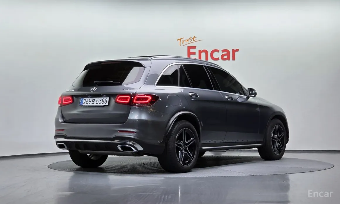 Фото 2 - Mercedes-Benz GLC-Class